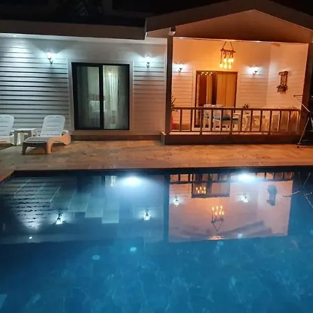 Private 2+1 With Private Pool 빌라 *
